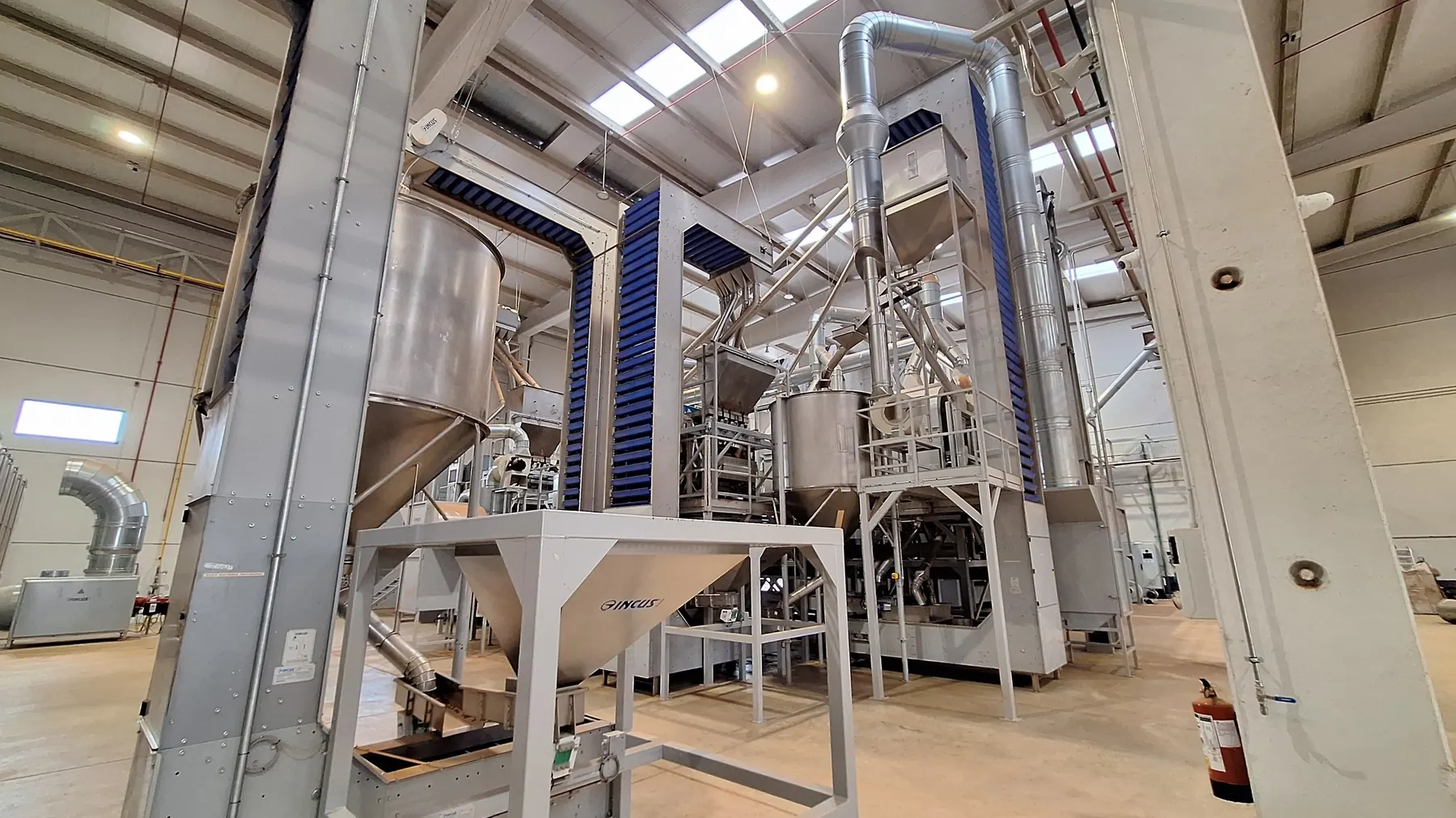 Interior de la planta de Miajadas